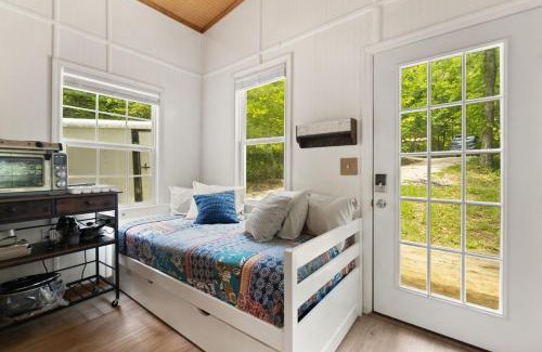 Stanton Casa | NEW, Promo Pricing - Karmic Loft Woodland Escape