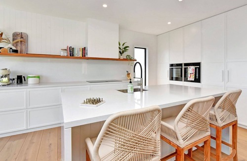 Wangi Wangi Casa | New Property Lake Breeze Point with Scenic Water Views at Wangi Wangi