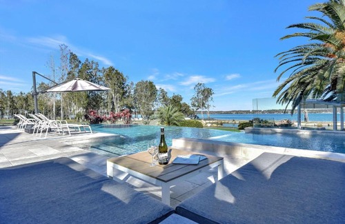 Dora Creek Casa | new property Lake Palm Luxury Resort Estate
