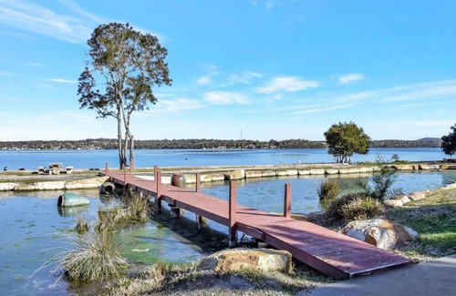Dora Creek Casa | new property Lake Palm Luxury Resort Estate