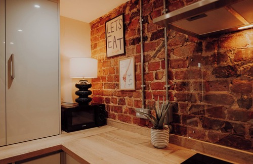 Retford Casa | New Refurbed. Home from Home. near Train station for Families and Contractors