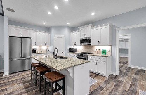 Laotto Casa | NEW! Relaxing 3BR Haven in Fort Wayne