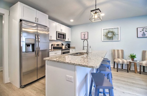 The Point Apartamento | NEW! Renovated 2 Bed 2 Bath Apartment Downtown