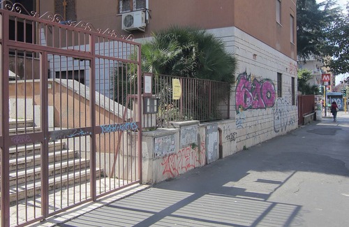 Cinecitta Apartamento | NEW RENOVATED APARTMENT ABOVE METRO A -LUCIO SESTIO-