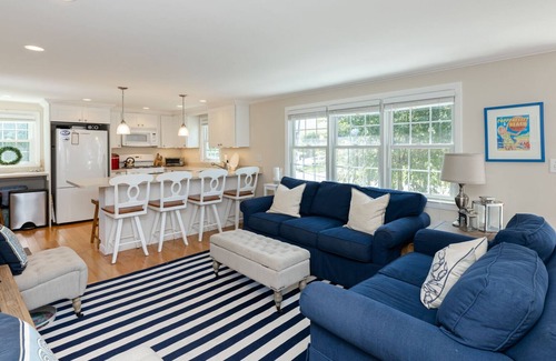 Popponesset Casa | New Rental-3 bedrooms with central a/c and outdoor shower