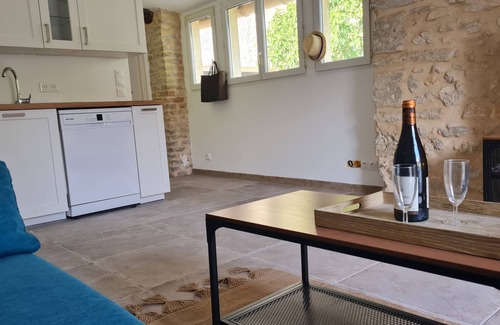 Vedene Casa | New rental in the heart of the village near Avignon