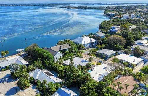 Holmes Beach Villa | New Rental The Haven Unit 1 Heated Pool 1 Bedroom Home by Redawning