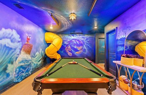 Four Corners Casa | New Resort Private Pool & Spa Outdoor Theater Game Room Minutes to Disney World