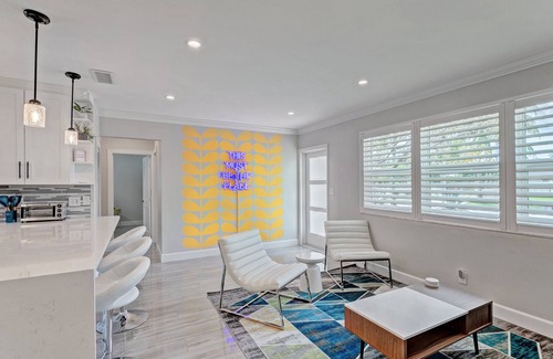 Southside Casa | New! Resort-style home & heated pool Newly renovated-Great location in SoSo WPB!