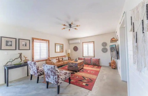 Twentynine Palms Casa | NEW! Rising Star Cactus Villa @ Joshua Tree - Hot Tub, Fire Pit & Outdoor Shower