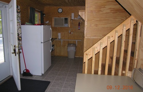 Hico Cabina | New River Cabin cerca de Fayetteville y New River tiene capacidad para 8