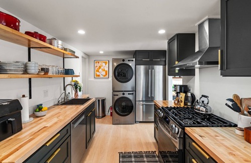 Livingston Casa | NEW River Island Retreat, unique industrial style modern on the Yellowstone