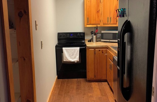 Crumpler Cabina | New River mountain cabin, sleeps 9