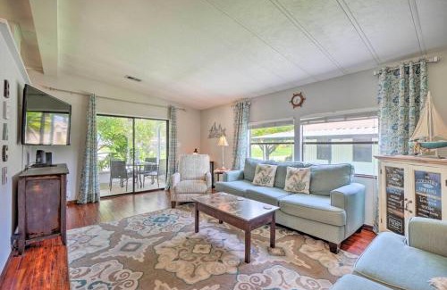New Port Richey Casa | New! River Oasis w/Boat Dock, Kayaks & Fishing