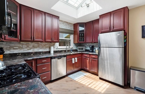 Silver Strand Casa | New! Rooftop Ocean View Deck! Dogs Welcome