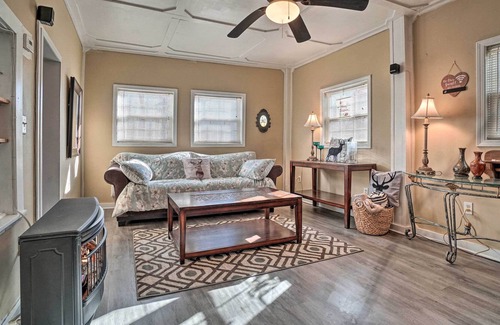 Cleveland Casa | NEW! Rustic Cleveland Escape w/ Resort Amenities!