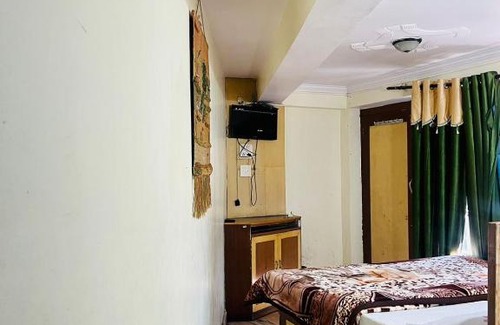 Mallital Hotel | new santej