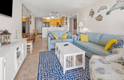 Ocean Drive Condominio | NEW! Sea Cloisters 105B 3-Bedroom Condo with Pool and Beach view