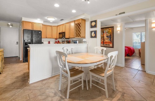 Ocean Drive Condominio | NEW! Sea Cloisters 105B 3-Bedroom Condo with Pool and Beach view
