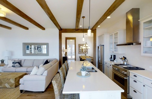 Seabrook Casa | *New* Seabrook's The West Winds: Oceanfront, Hot Tub, Dog Friendly!