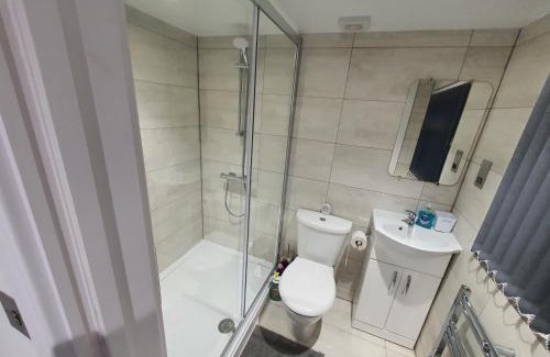 Yeading Casa | New Self Contained Flat,in Hayes, Free Parking