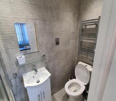 Yeading Casa | New Self Contained Flat,in Hayes, Free Parking