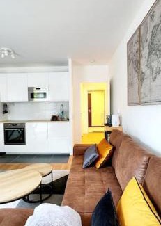 Suresnes Apartamento | New & serene 1-bedroom apart near #LaDéfenseParis #Parking&Fibre
