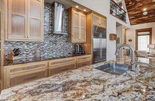 Treeloft Casa | New! Ski-in/Ski-out | Hot Tub | Fire Pit | Spa
