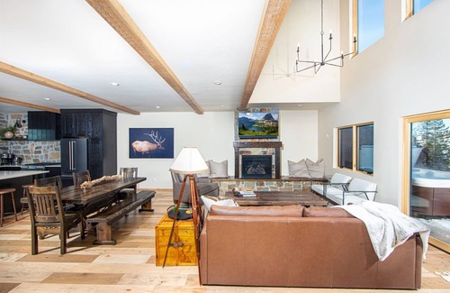 Whitefish Casa | New! Ski-In/Ski-Out townhome with hot tub and fireplaces