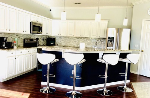 Windwood Bay Casa | NEW Spacious 4BR House w/ private Pool near Disney*Big Group
