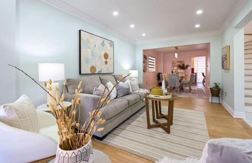 Lisgar Casa | New Spacious 7 BDRM Home in Mississauga