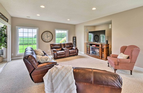 Columbia Casa | NEW! Spacious Family Getaway w/ Deck & Game Room!