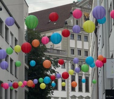 Innenstadt - Sankt Ulrich-Dom Apartamento | New spacious luxury apartment at Rathaushausplatz