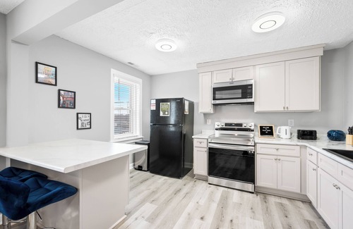 Noblesville Apartamento | New, Steps to Local Eats & Antiques