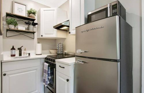 El Cid Apartamento | New Studio Apartment w Kitchen - A