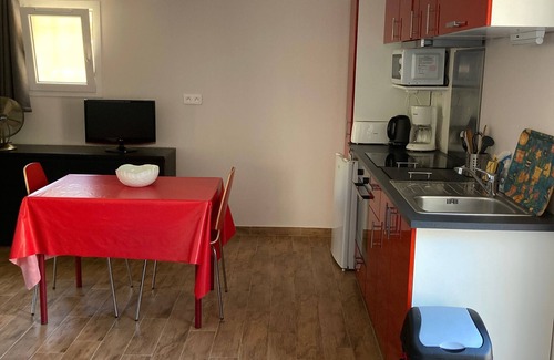 Piana Casa | Estudio nuevo, planta baja, terraza, tranquilo, Piana Pueblo