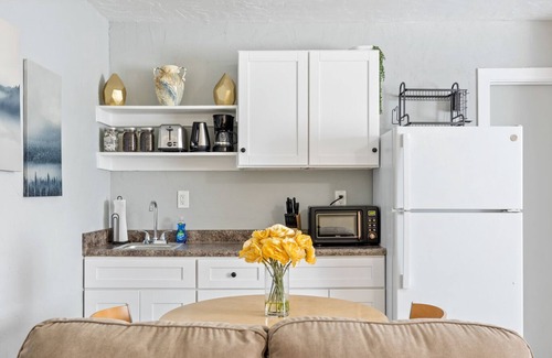 Citrus Heights Apartamento | NEW Studio in Citrus Heights w/ Parking!