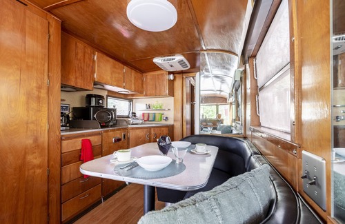 Weaverville Casa | New! Stunning View/Romantic Airstream/ Sauna/ Fire Table
