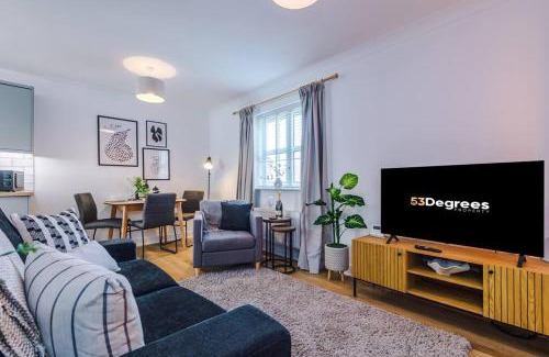 Crewe Apartamento | NEW! Stylish 1-Bed Flat in Crewe by 53 Degrees Property - Ideal for Business & Professionals - Sleeps 3!