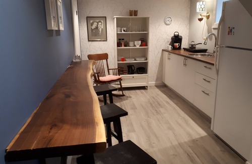 Kitchener Apartamento | New stylish apartment in century home 5 minutes to everything Downtown Kitchener