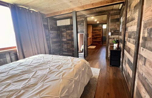 Colebrook Apartamento | New suite. Direct ATV/ Snowmobile access in the mountains