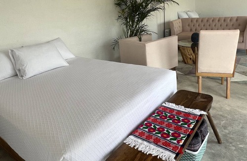 Tequisquiapan Cabina | New Suite ❤ w Amazing Garden | Nature ☀ Peaceful