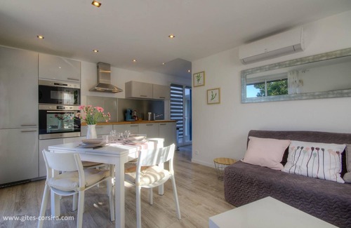 Galeria Casa | New T3, sea view, air-conditioning, wi-fi, quiet, near beaches & shops (3* et 3 épis)