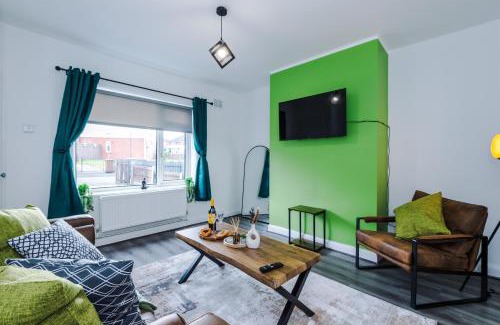 Wigan Apartamento | NEW! The Acacia House Lodge - Modern & Stylish 3 Bed By Parydise Properties Ltd - Ideal for families or business stays!