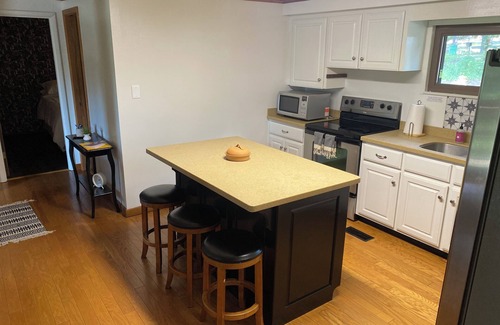 Higden Cabina | NEW! The Cabin on Ramp Road