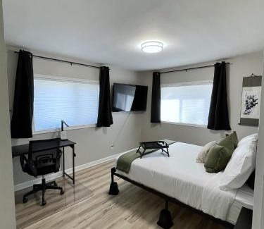 College Park Apartamento | *NEW* The Cozy Haven, 5 minutes to ATL airport