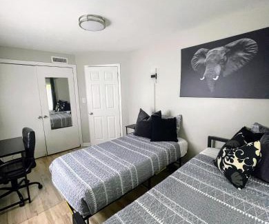 College Park Apartamento | *NEW* The Cozy Haven, 5 minutes to ATL airport