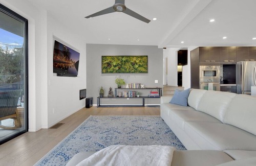 Mission Hills Casa | New! The Gem of Mission Hills: Luxury 5BR Home with Luxe Amenities and views"