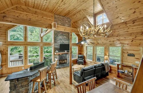 Sautee Nacoochee Casa | New The Hummingbird - MtnViews Hot Tub Game Room