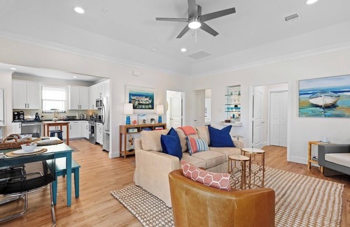 Clear Lake Shores Casa | NEW! The Kipp House! Luxury home walking distance to Boardwalk!